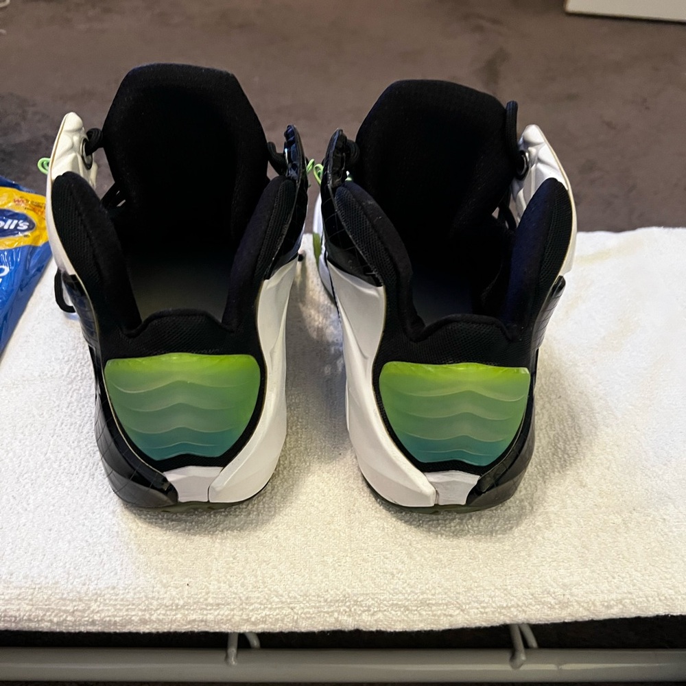 Nike LeBron 12 All-Star Game. Size 12. Preowned - Picture 4 of 9